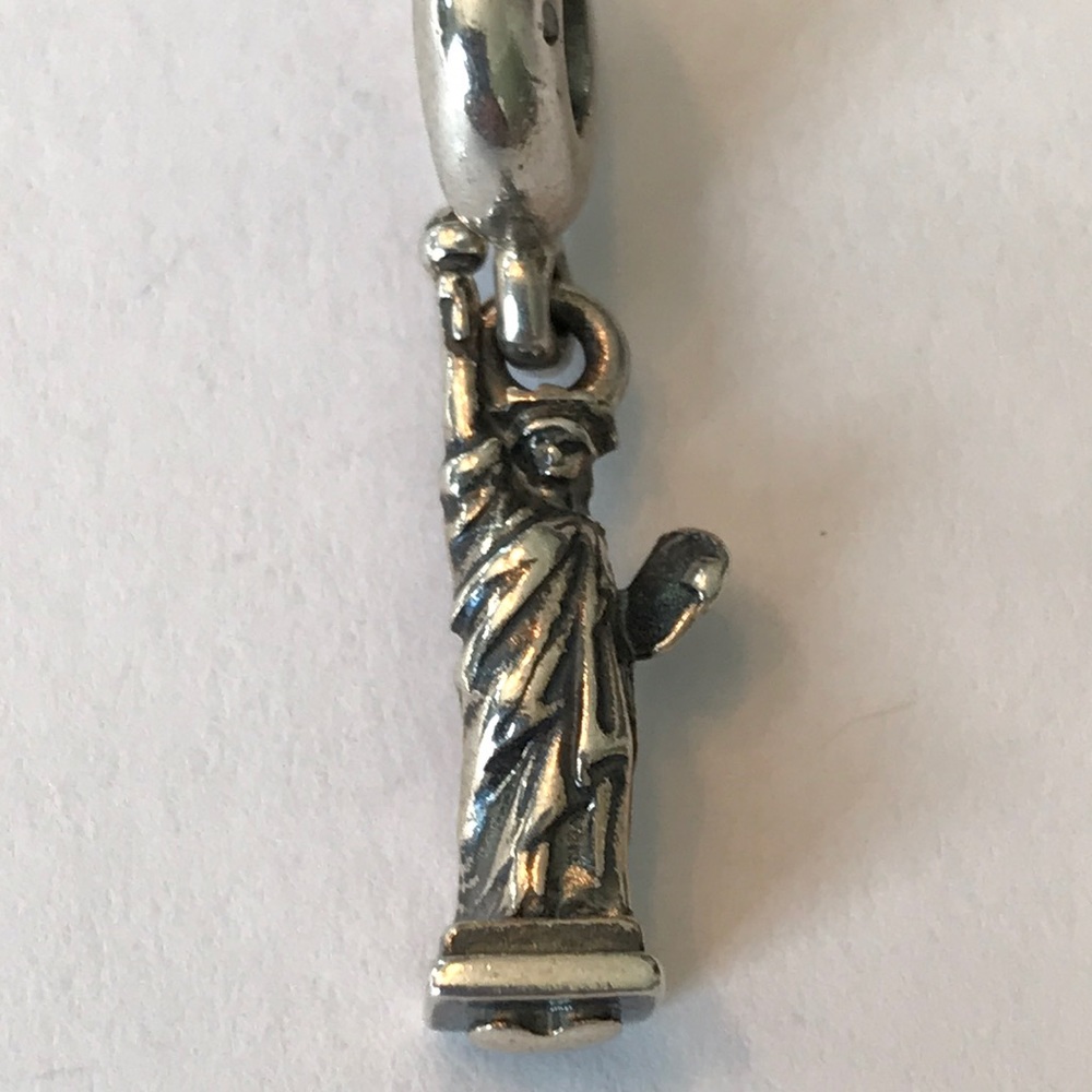 Authentic Pandora Statue of Liberty dangle charm